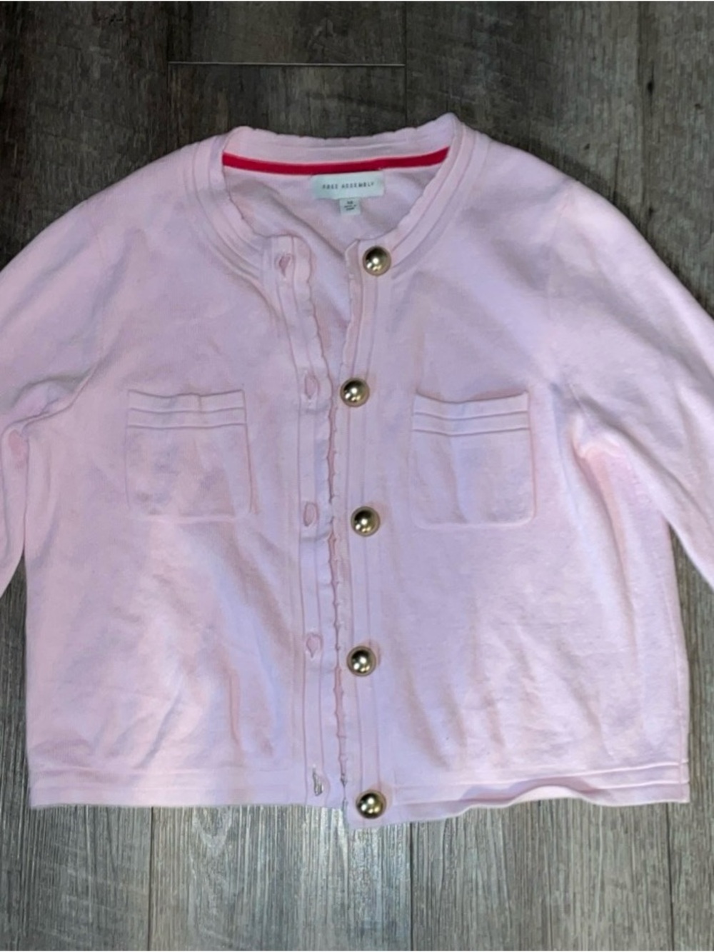 Free Assembly Scallop Trim Gold Button Down Cardigan Sweater XS Pink women’s